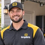 GarageWorks technician